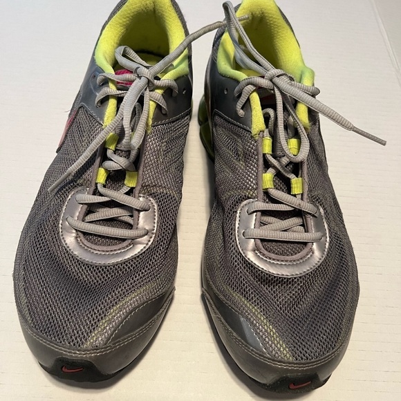 Nike REAX Run 7 Size 11 - Picture 1 of 5